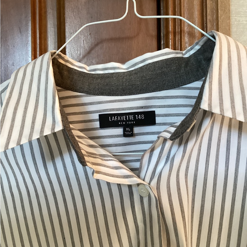 Lafayette 148 New York Women's Striped White and Black Shirt - Picture 2 of 2